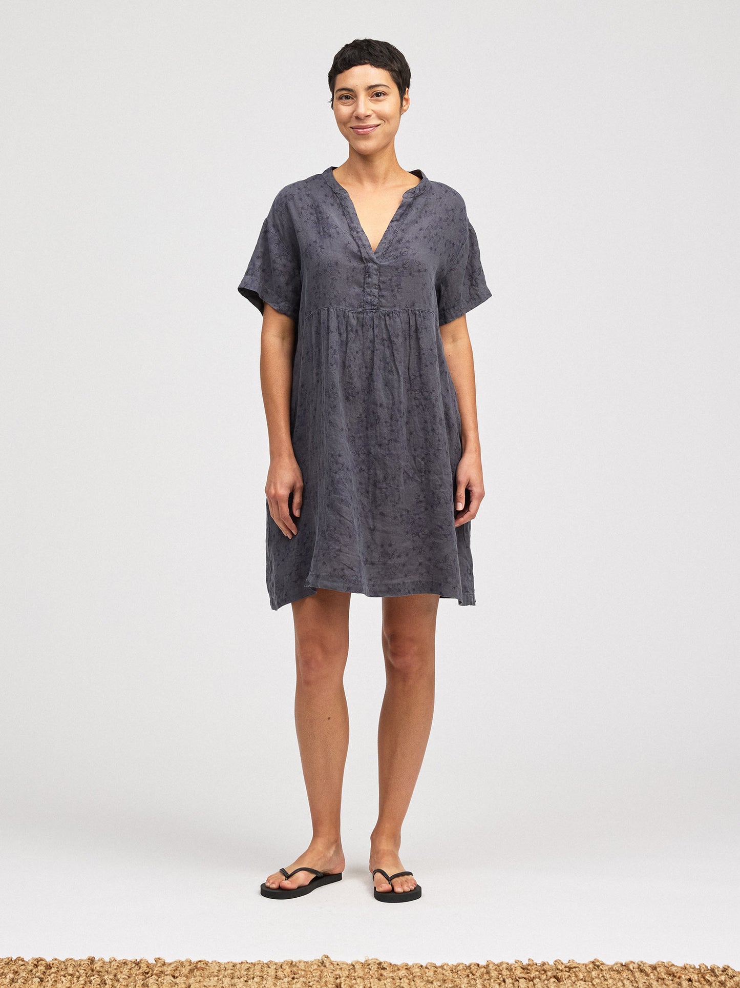 Dress--V-Neck, Short sleeve, Linen, Floral--Forget-Me-Not OR Anthracite (Cut Loose)