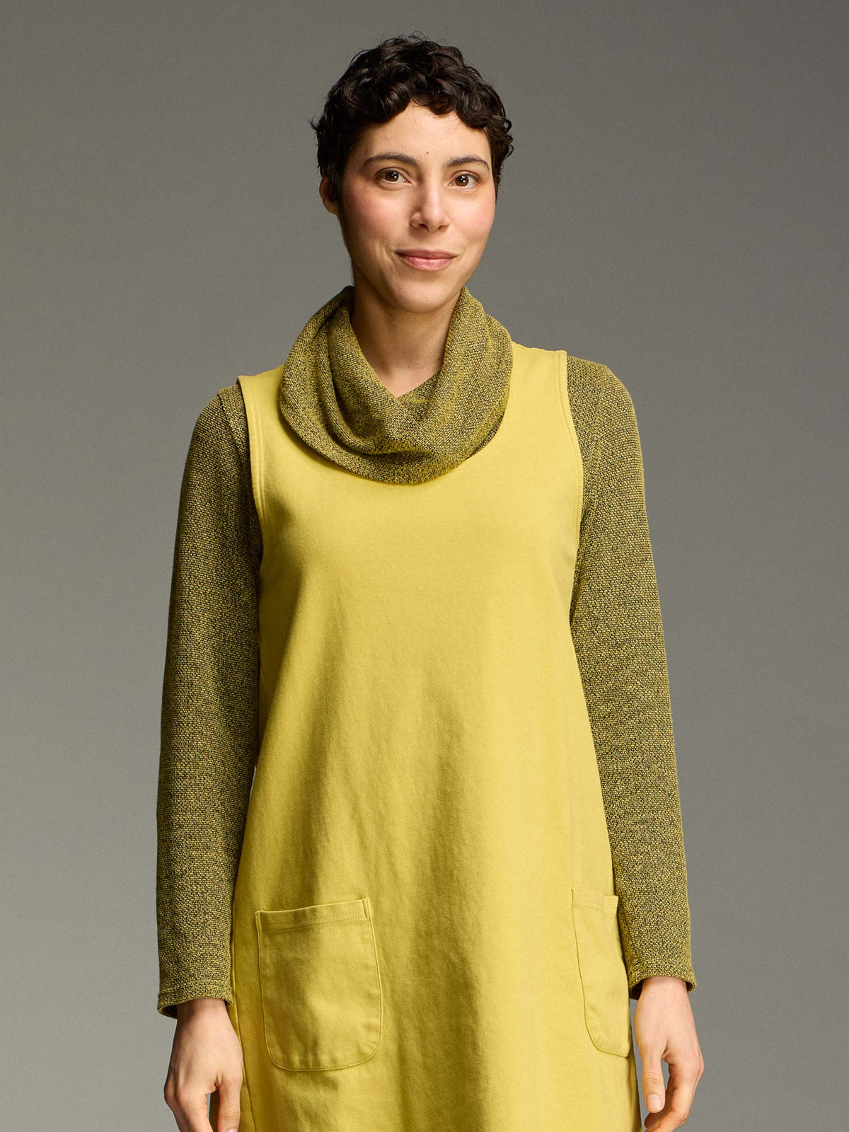 Top--Cowl Neck, Pullover, Marled--PEA (cut loose)