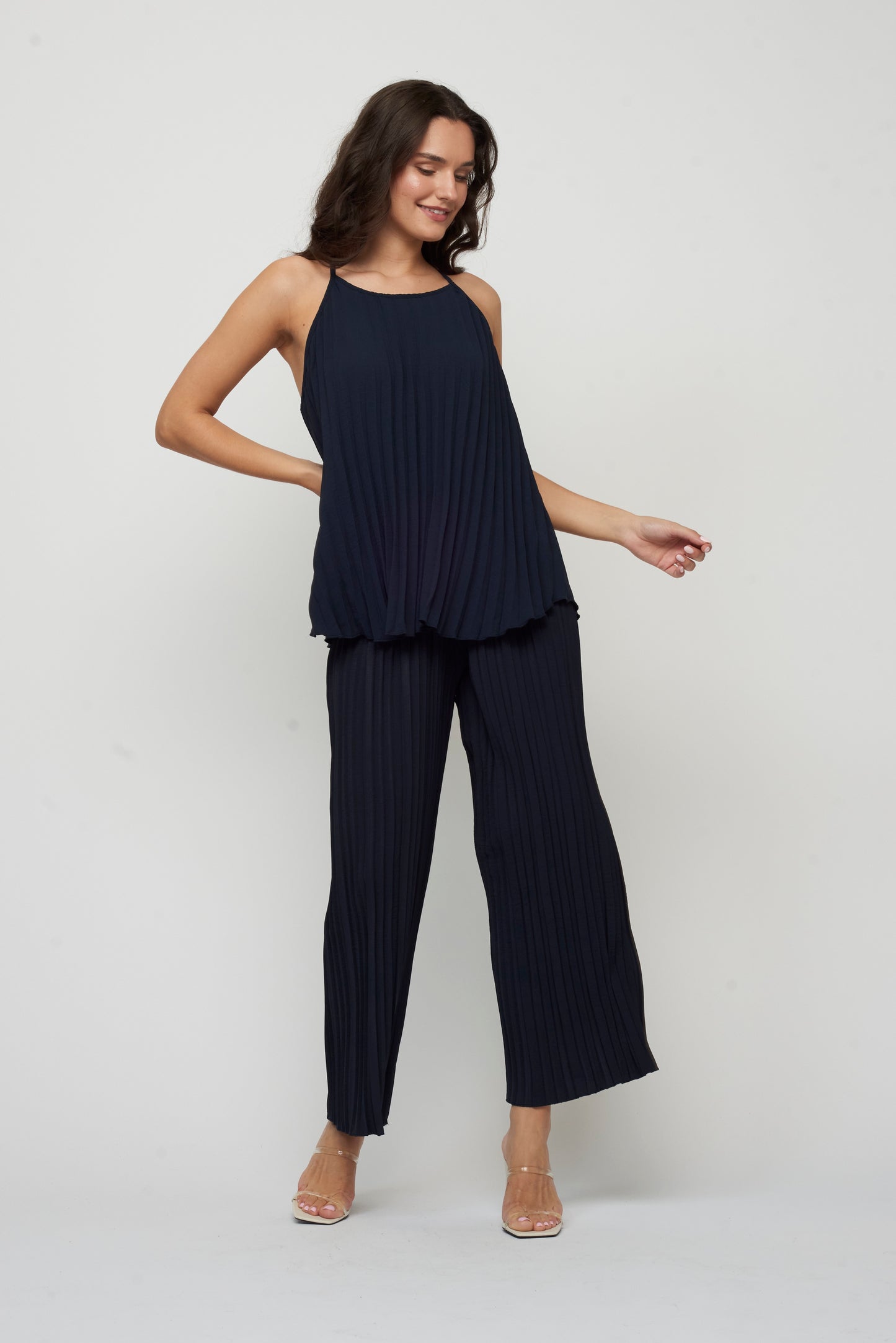 Top--Halter-top, Pleated, Navy or Black (Pistache)
