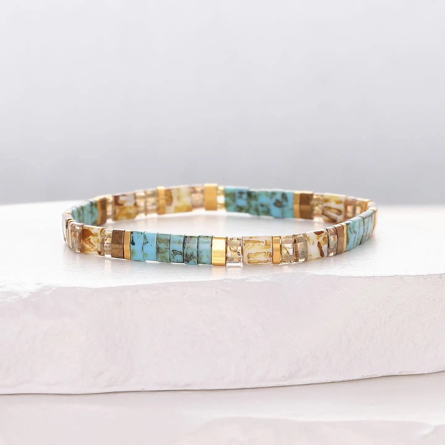 Bracelet--Glass Beads, Flat, Many Colors (Køss Design)