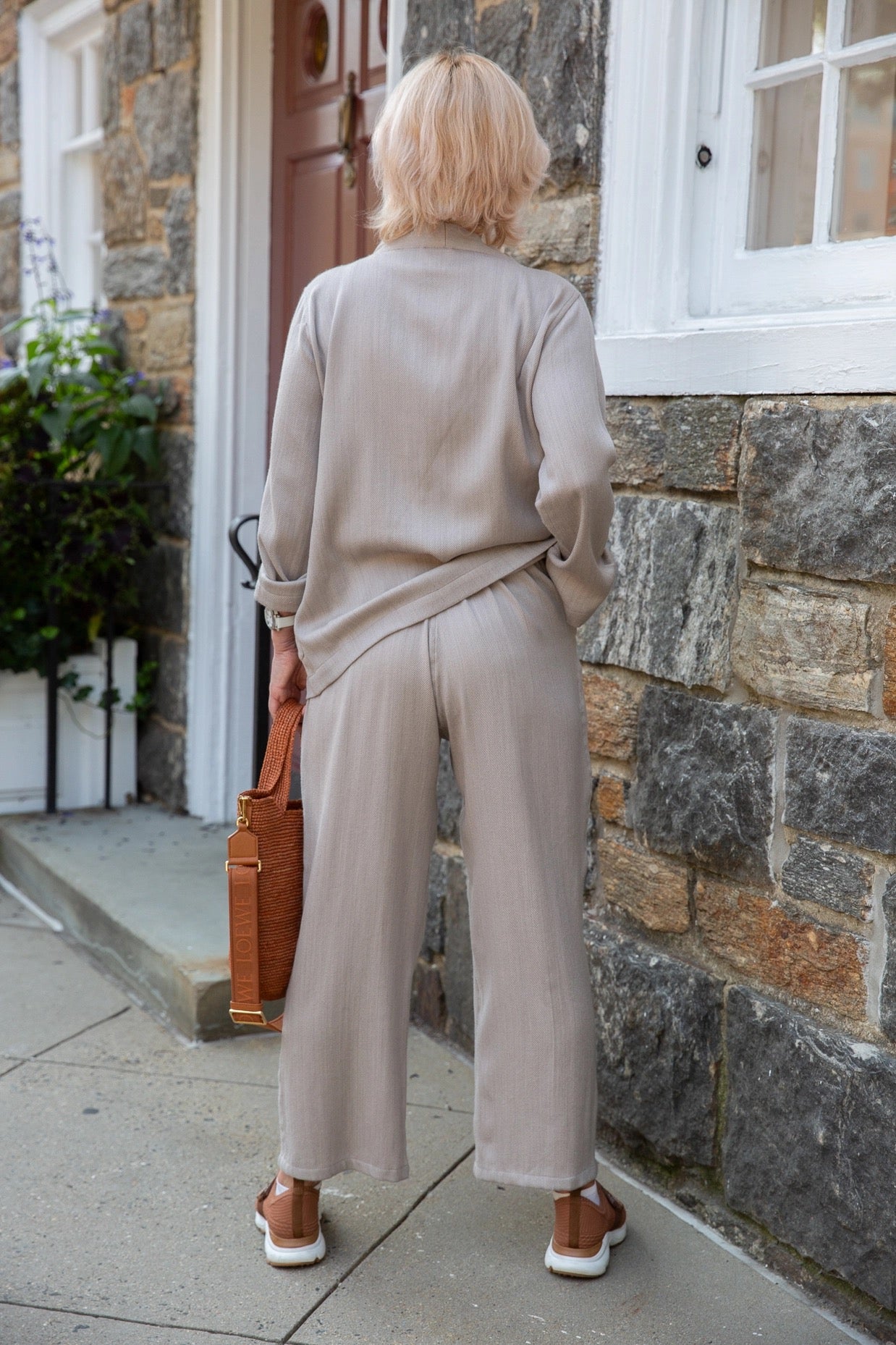 Pants--Merino Wool-Cotton-Linen, Wide Leg, Pleat-Front, Charcoal (Vikolino)