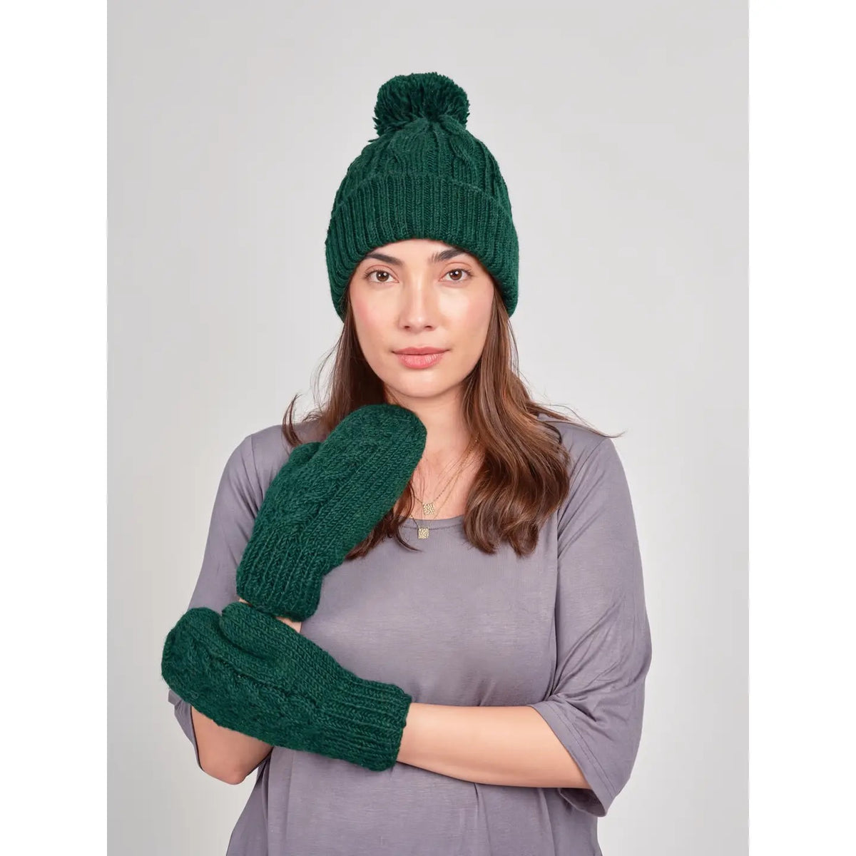 Mittens--Wool, Cable, Solid-- 4 Colors (WIndhorse Trading Co)