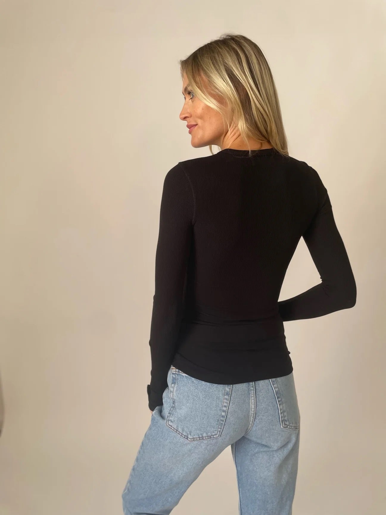 Top--"Billie" Ribbed, Long-Sleeve, 3 Colors (Six/Fifty)