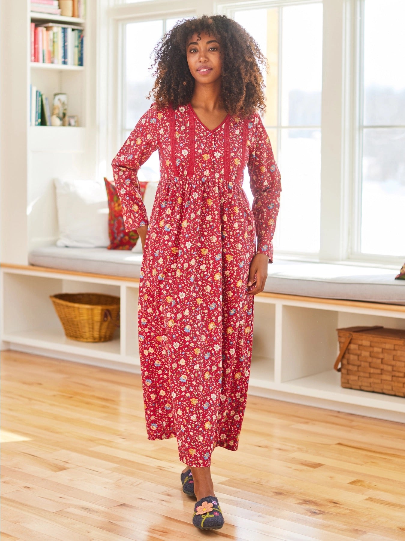 Night gown--Cotton, Long-Sleeved, Red Floral (April Cornell) Bloom Night gown--Cotton, Long-Sleeved, Red Floral (April Cornell) Bloom