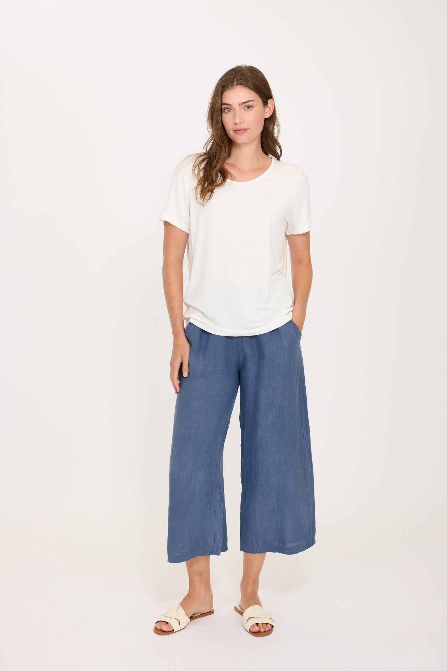 Pants--Cropped, Linen, Military Green (Pistache)