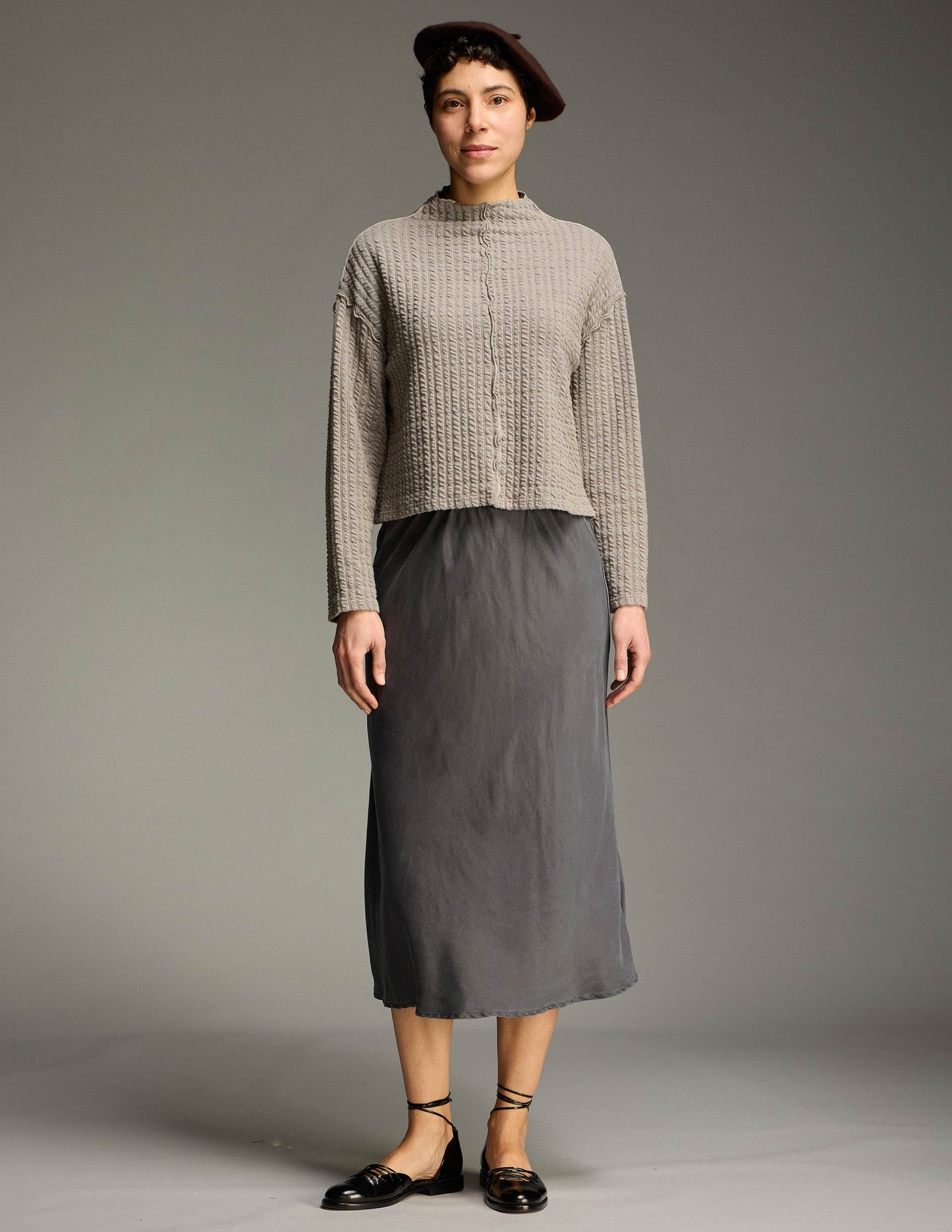 Top--Funnel, Pullover, Textured--Squirrel (cut loose)