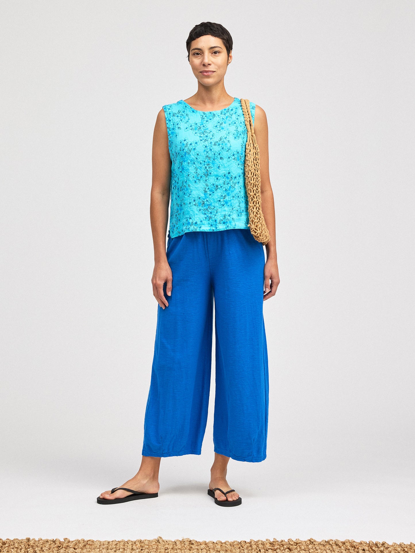 Top--Shell, Wide-Facing, Linen, Floral Print--Bellflower (Cut Loose)