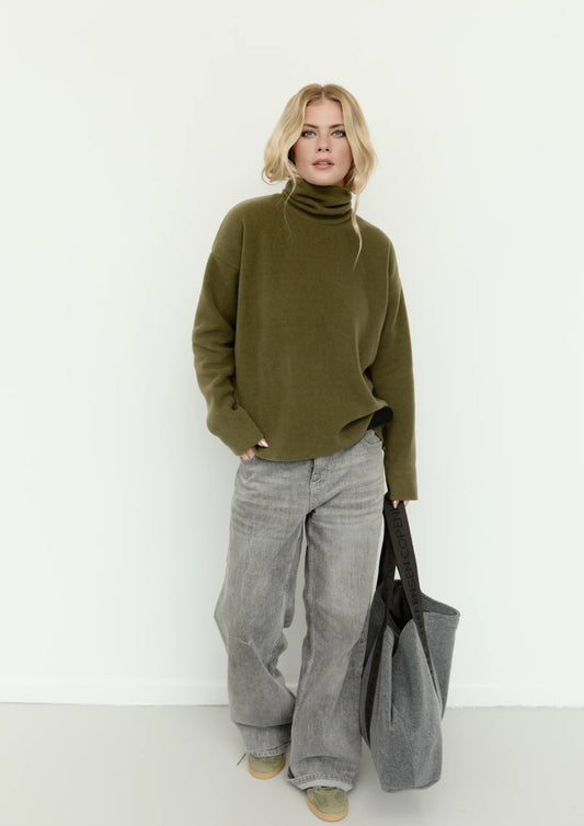 Top--Turtleneck, Fleece--MOSS or SAND (Henriette Steffensen)