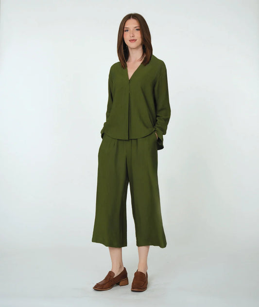 Blouse--"Sylvi", V-Neck, Long Sleeved, Rayon, 3 Colors (Niche)