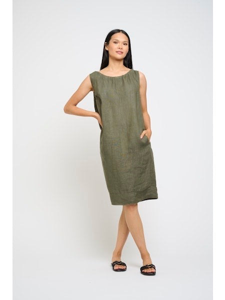 Dress--Linen, Gathered, Black (Pistache)