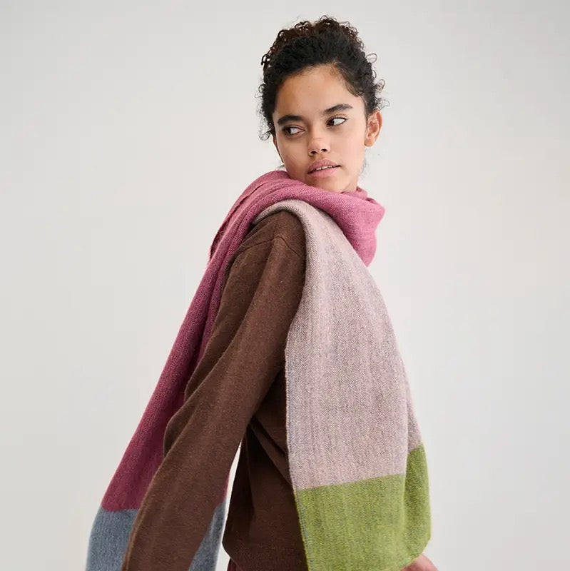 Wrap--"MOS", Bamboo/Silk/Mohair, 4 Colorways (MUNGO)