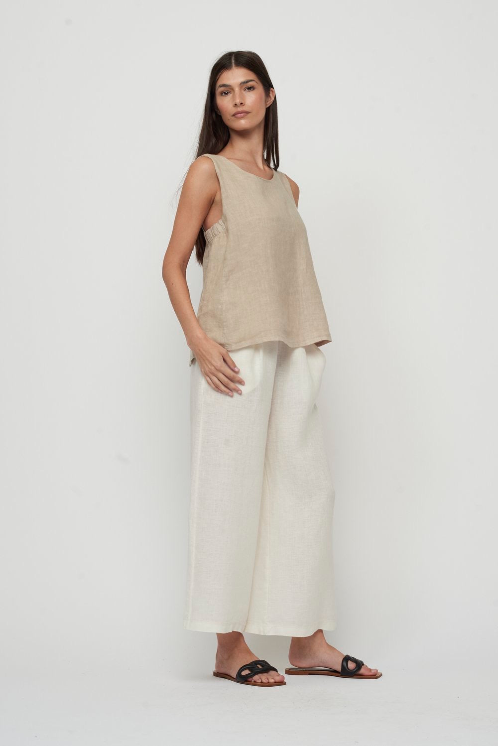 Top--Linen, Sleeveless, Elastic Underarm, 3 Colors (Pistache)