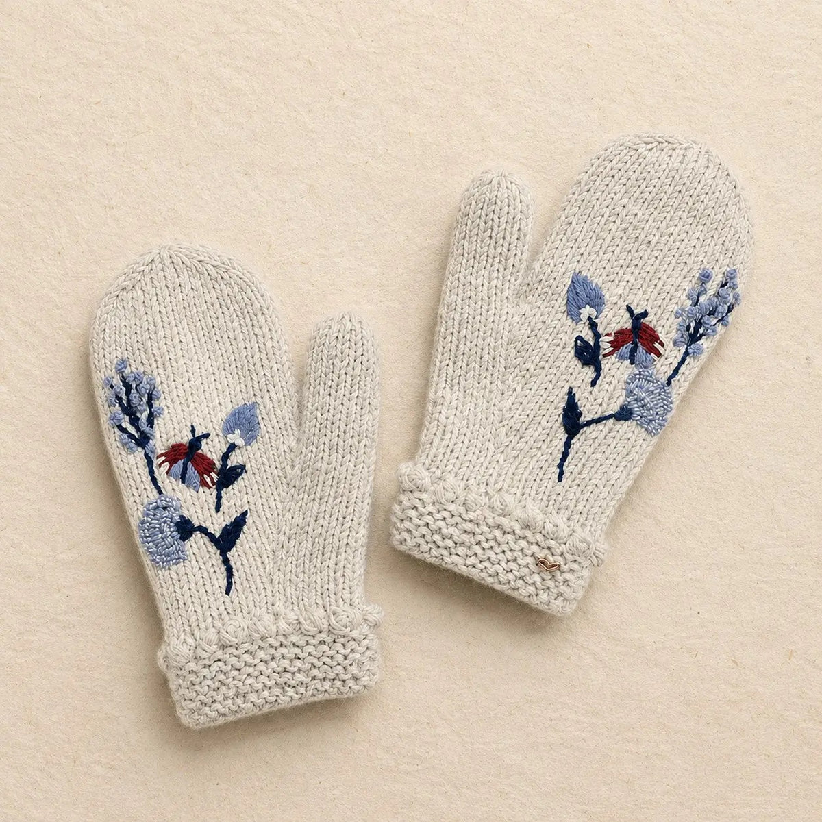 Mittens--"Floral", Wool--Ecru (By Many Hands)