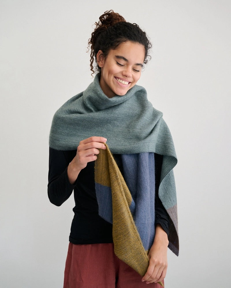 Wrap--"MOS", Bamboo/Silk/Mohair, 4 Colorways (MUNGO)