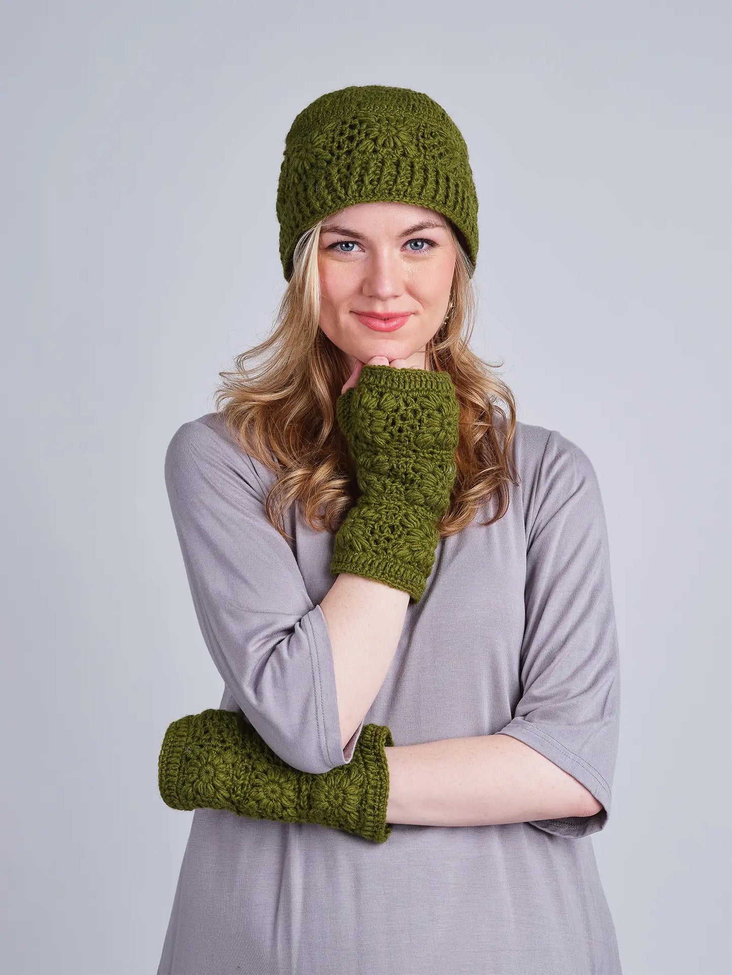 Hat--Wool, Floral Knit, 3 Colors (WIndhorse)