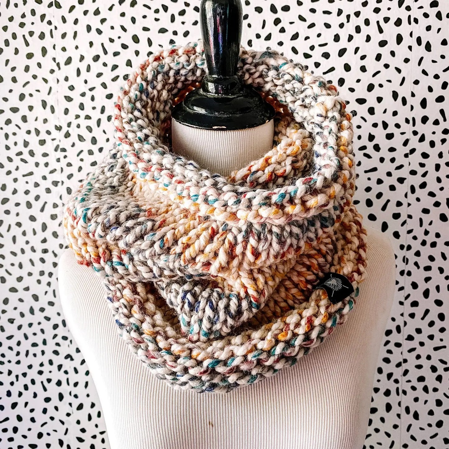 Scarf--Cowl, "Neck Warmer", Wool-Blend, Chunky Knit, Many Colors (NickiChicki)