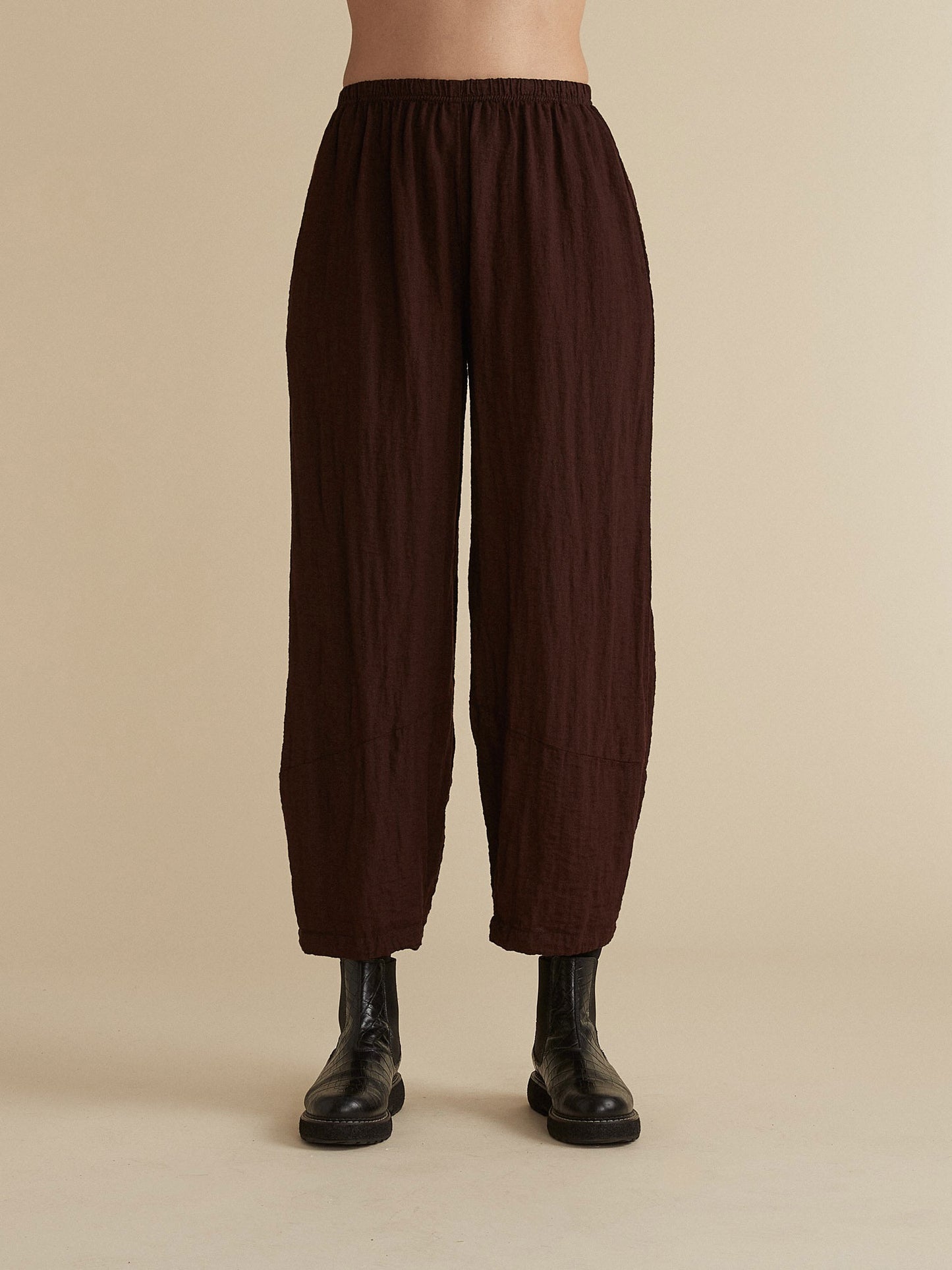 Pants--"Lantern", Cropped, "Anthracite" (cut loose)