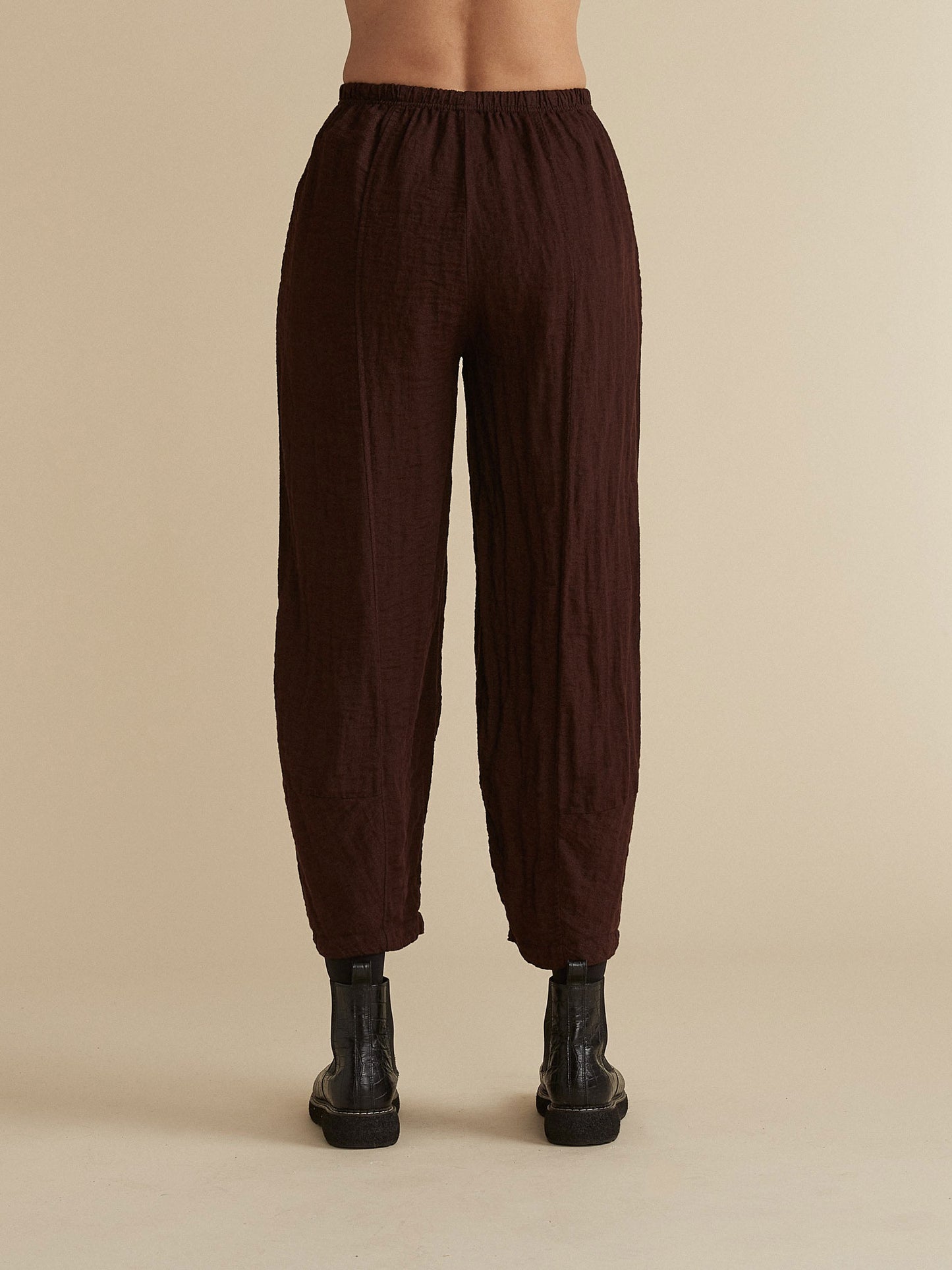 Pants--"Lantern", Cropped, "Anthracite" (cut loose)