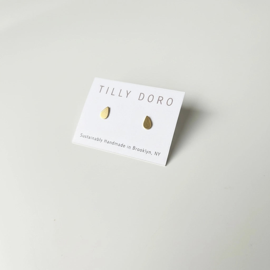 Earrings--"Teardrop", Gold-Plated Studs, Plain (Tilly Doro)