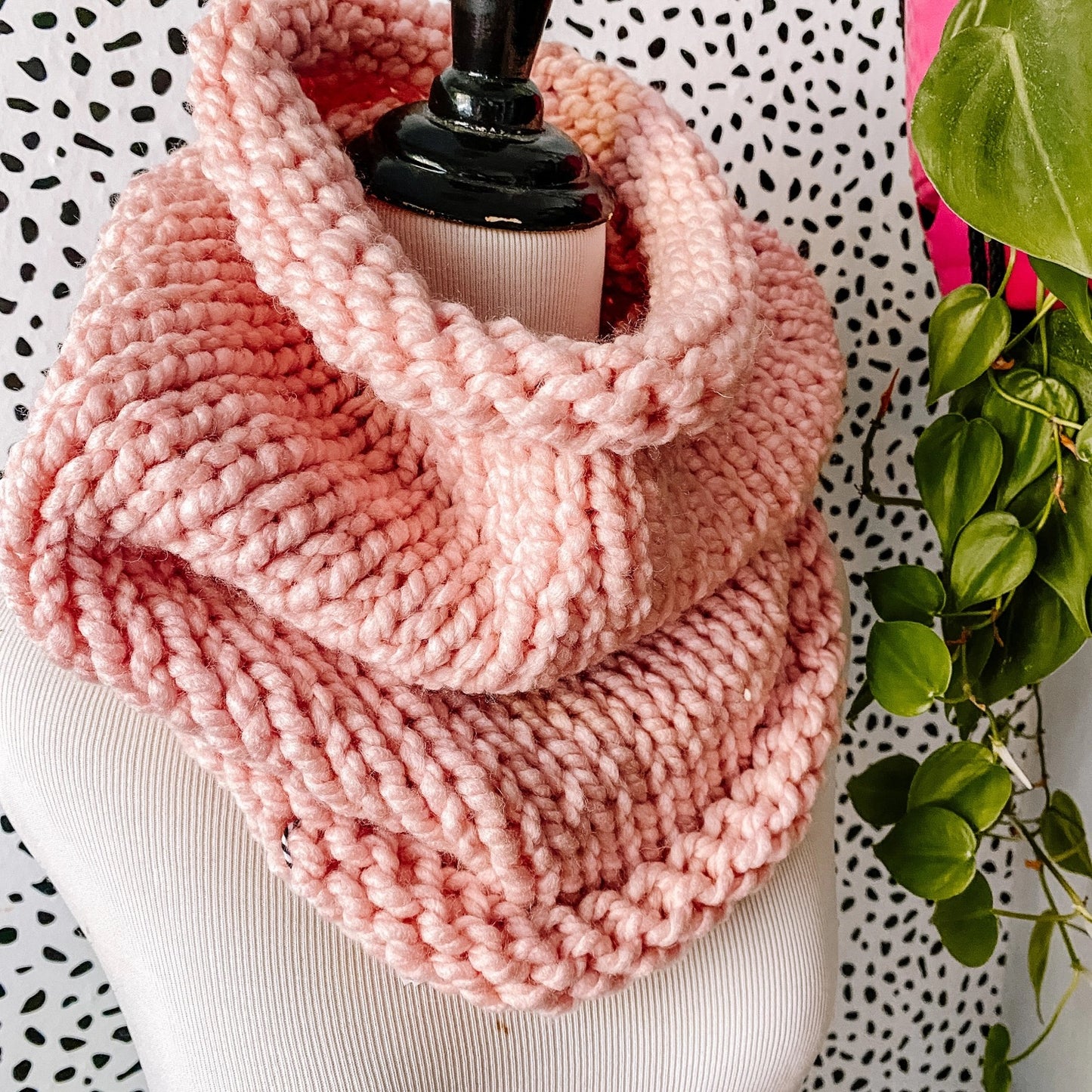 Scarf--Cowl, "Neck Warmer", Wool-Blend, Chunky Knit, Many Colors (NickiChicki)