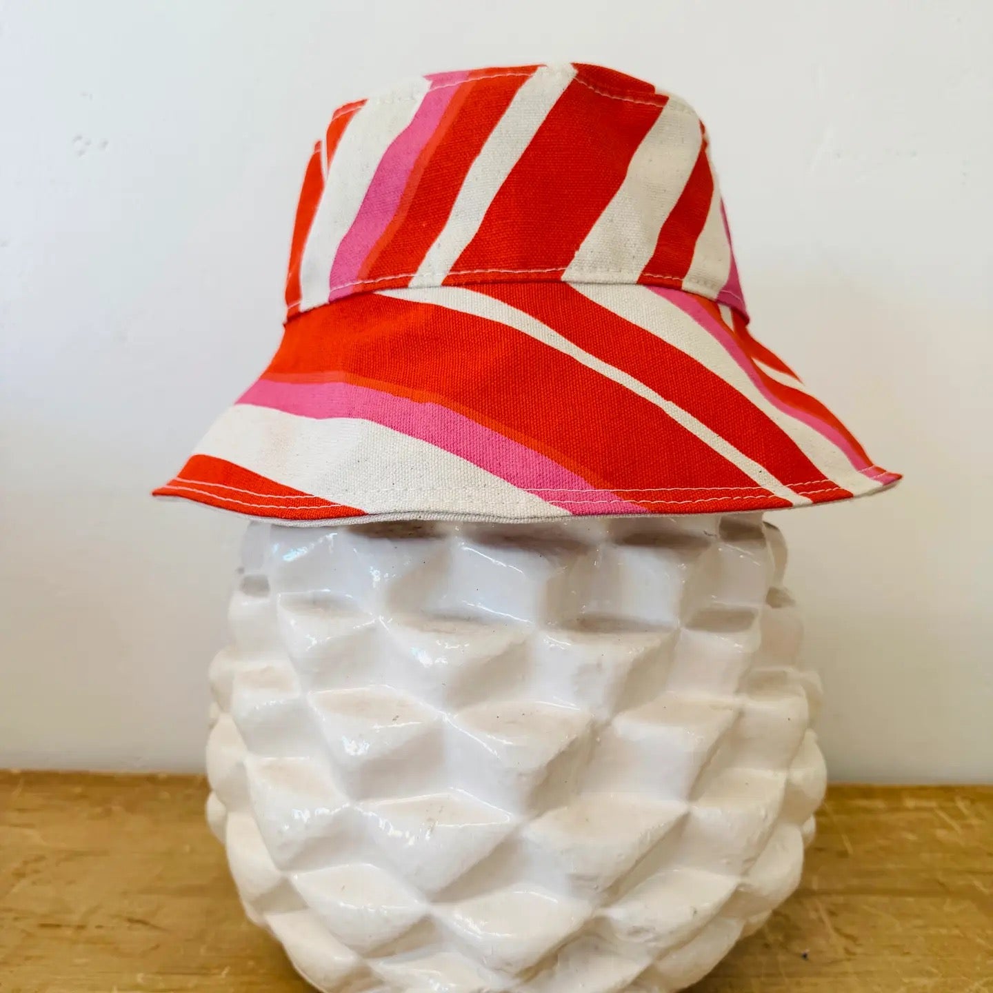 Hat--Bucket, Canvas, 2 Sizes/ 5 Patterns (Erin Flett)