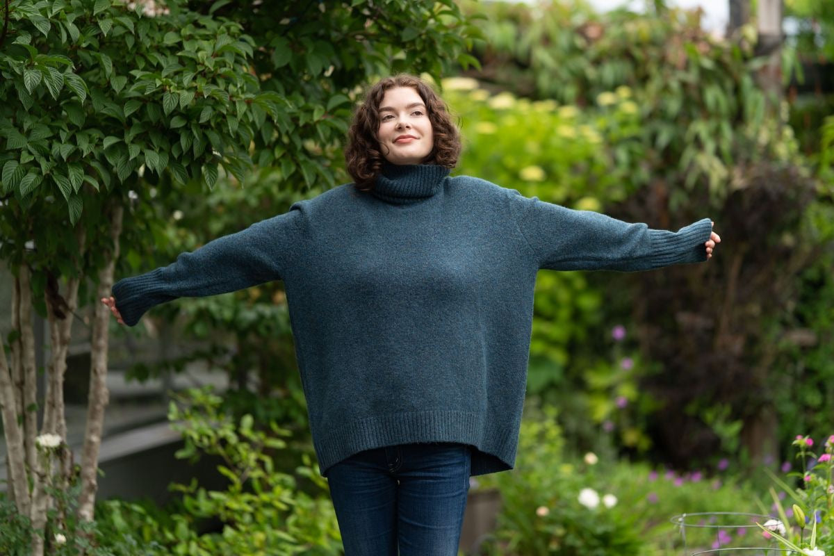 Sweater--"Dog Walker", Chunky Turtleneck, Recycled Yarns, Many Colors (Echo verde)