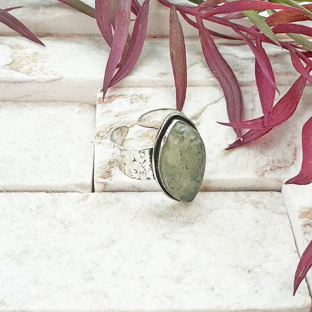 Ring--Statement, Stone, 9 Kinds (Anju)