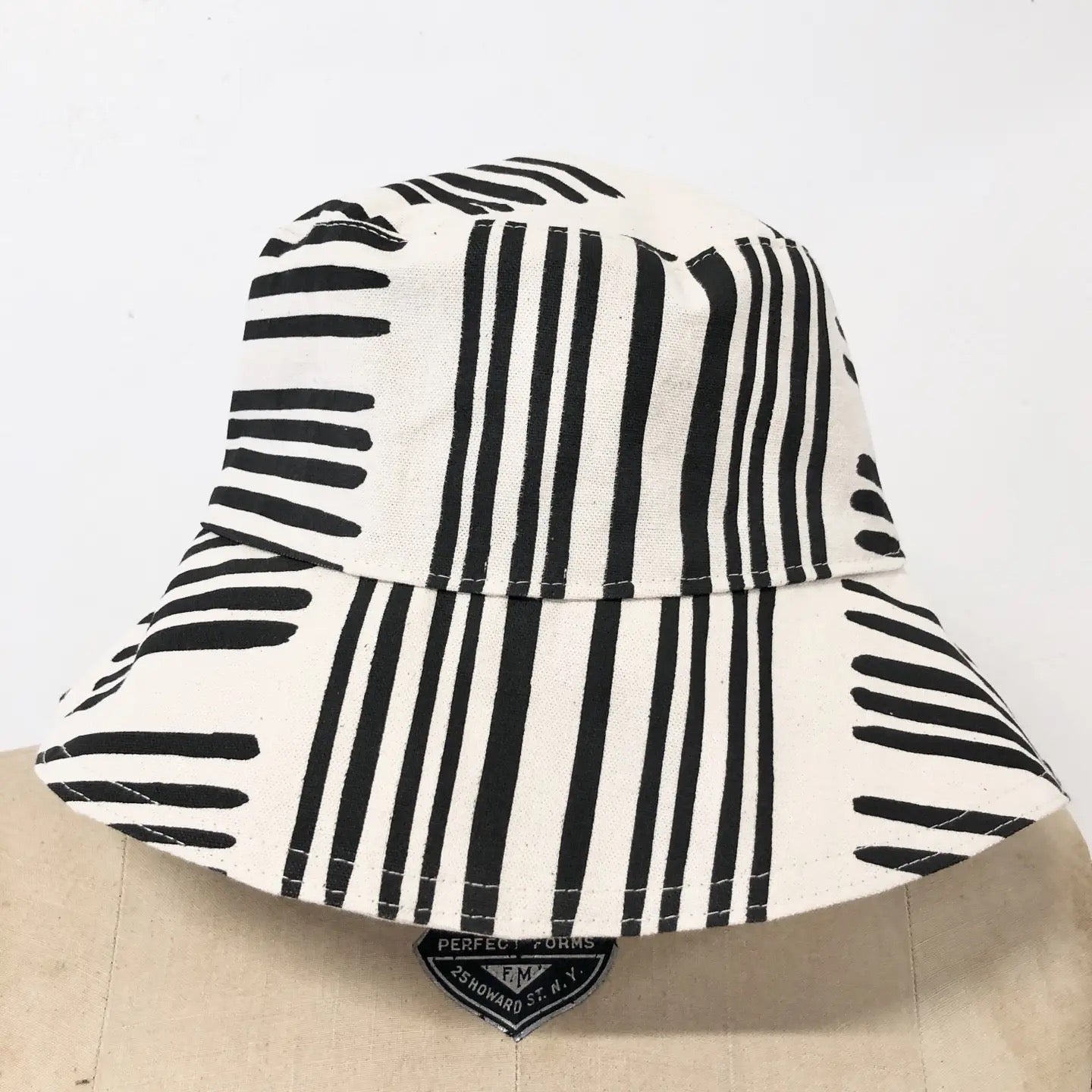 Hat--Bucket, Canvas, 2 Sizes/ 5 Patterns (Erin Flett)