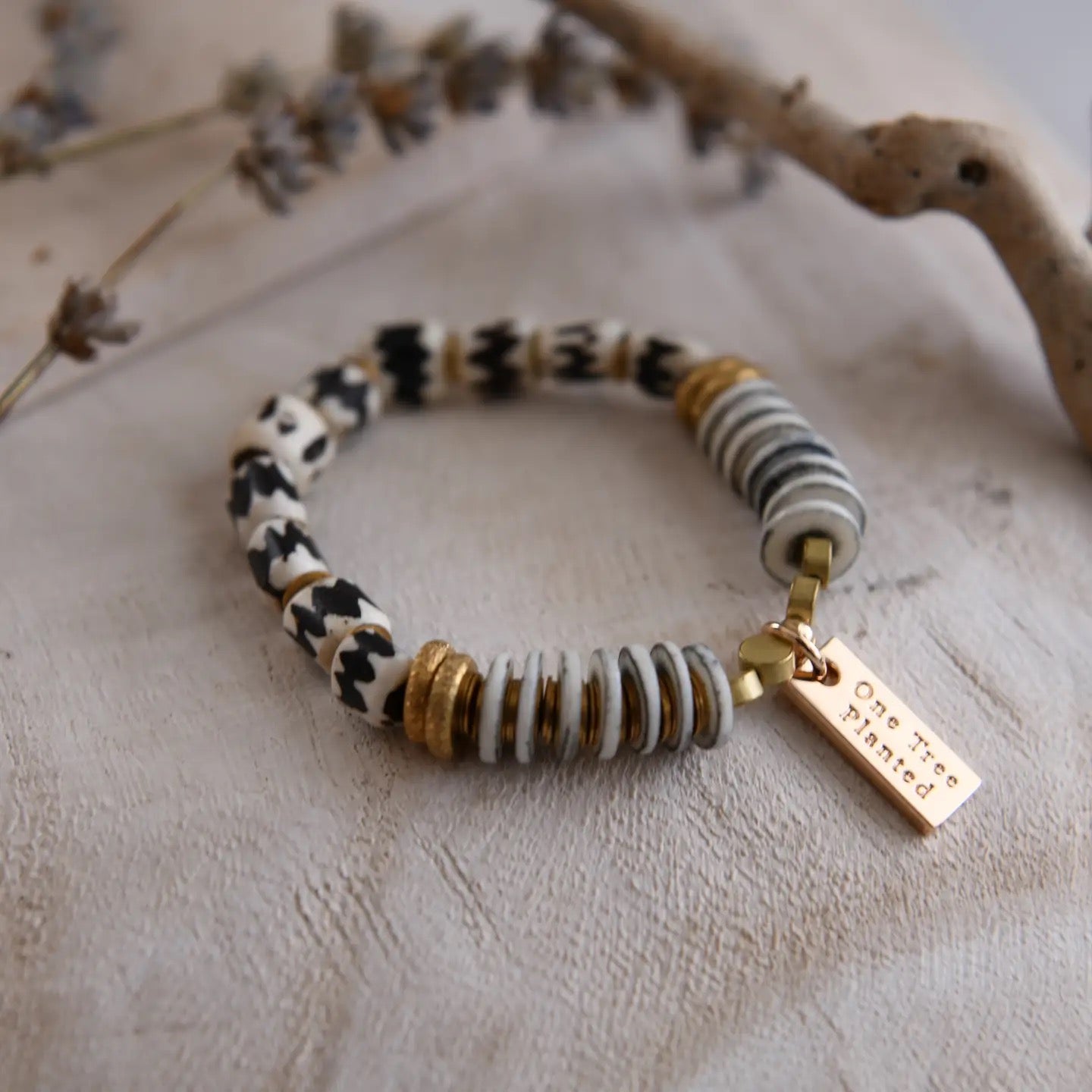 Bracelet--Stone & Bead, Chevon--Black & White (Cecelia Designs)