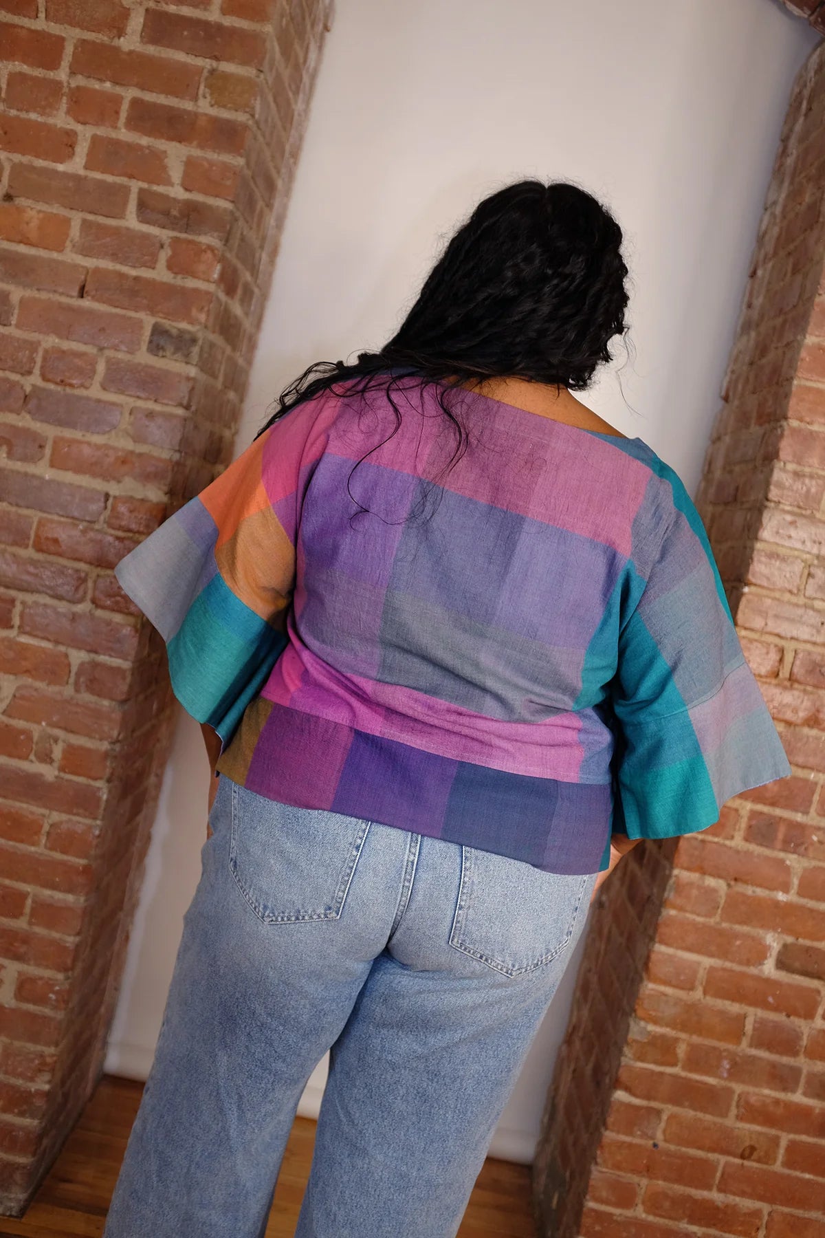 Top--"Mira", "T" shape, Cotton, Chex--AURA (Rujuta Sheth)
