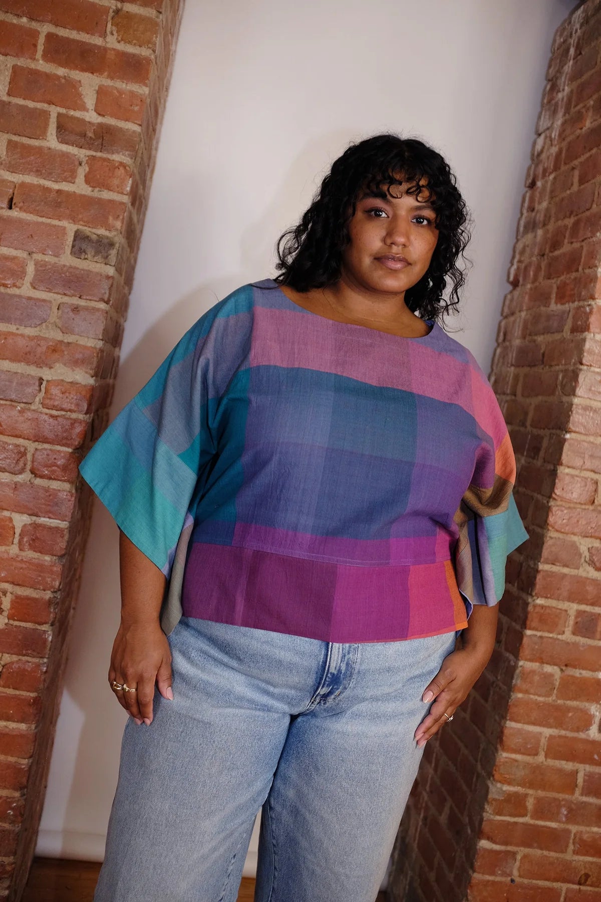 Top--"Mira", "T" shape, Cotton, Chex--AURA (Rujuta Sheth)
