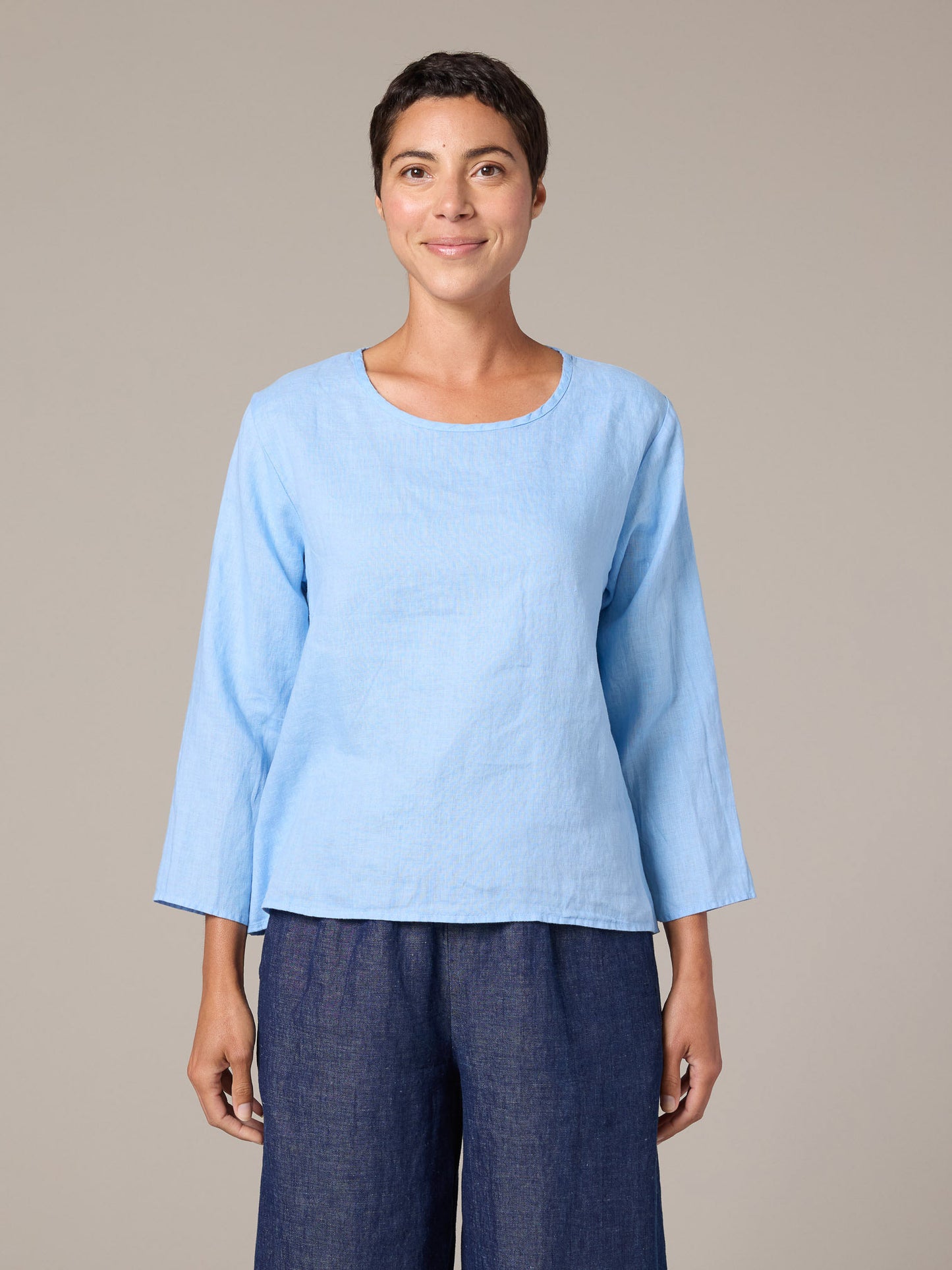 Blouse--Split Back, 3/4 Sleeve, Linen, 3 Colors (Cut Loose)