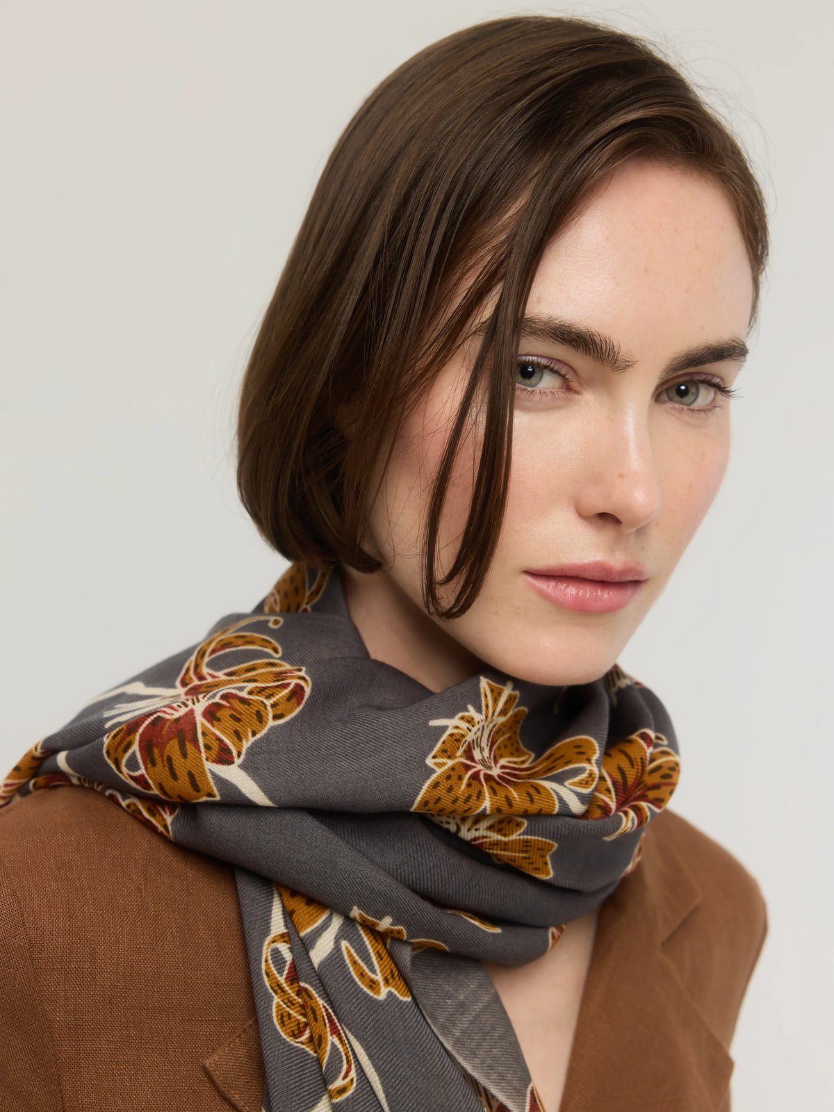 Scarf/shawl--Merino Wool, MANY Patterns (Princesee et Dragon)
