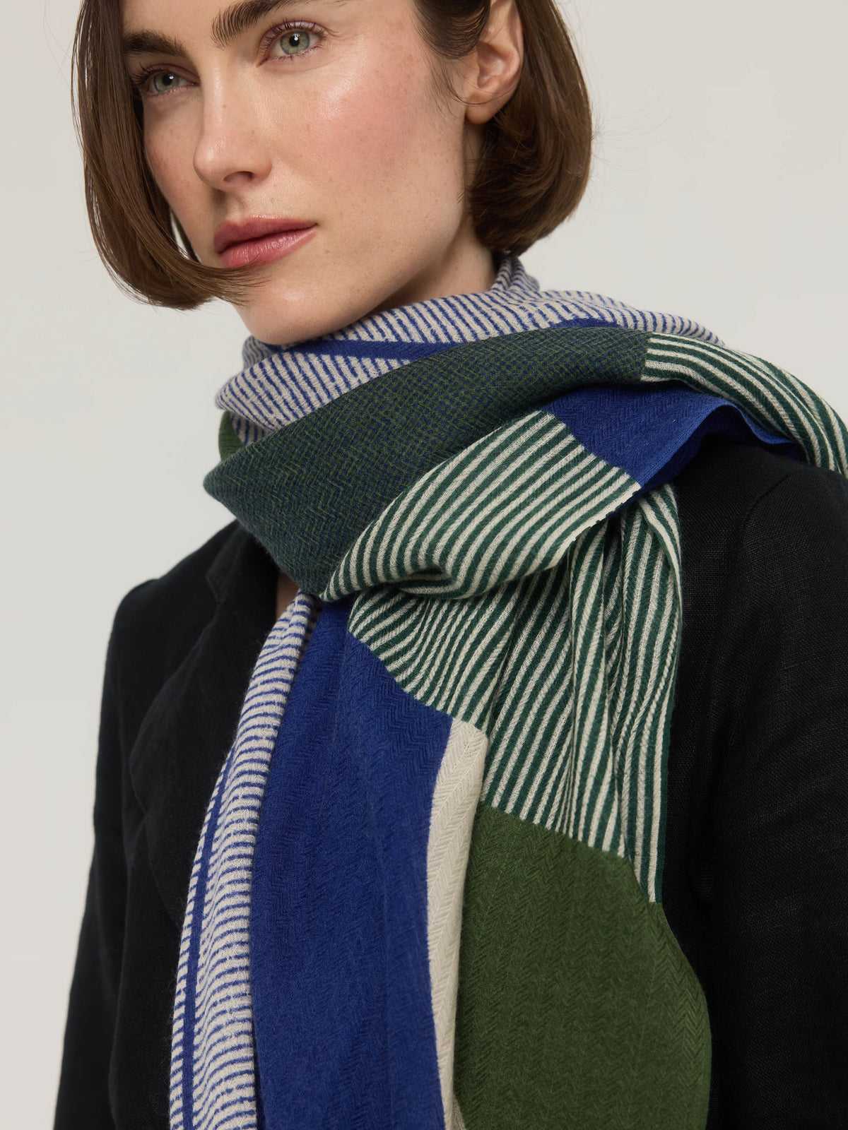 Scarf/shawl--Merino Wool, MANY Patterns (Princesee et Dragon)
