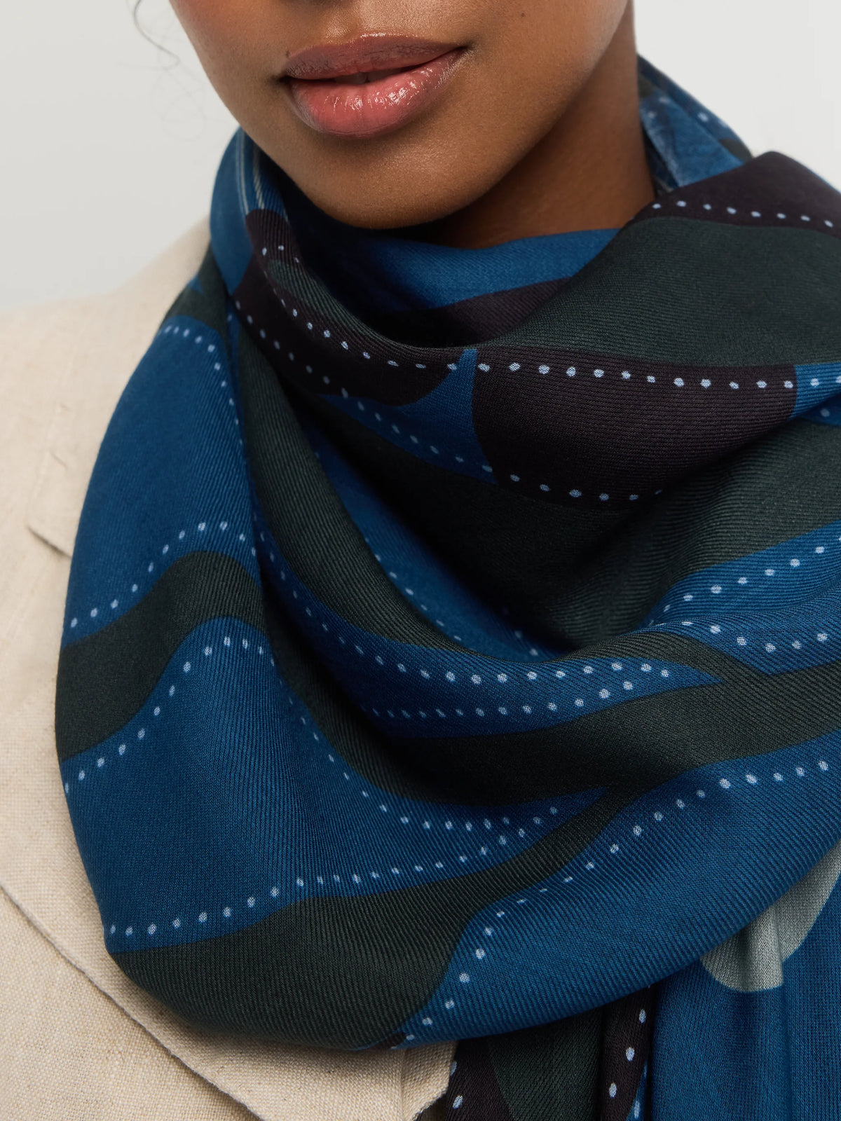Scarf/shawl--Merino Wool, MANY Patterns (Princesee et Dragon)